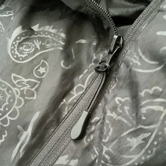 NWT- CULTURE KINGS unisex duplex windbreaker backpack jacket - Picture 12 of 16